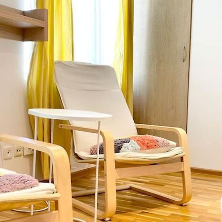 Boutique Apartment In The Bucharest City Center Buitenkant foto